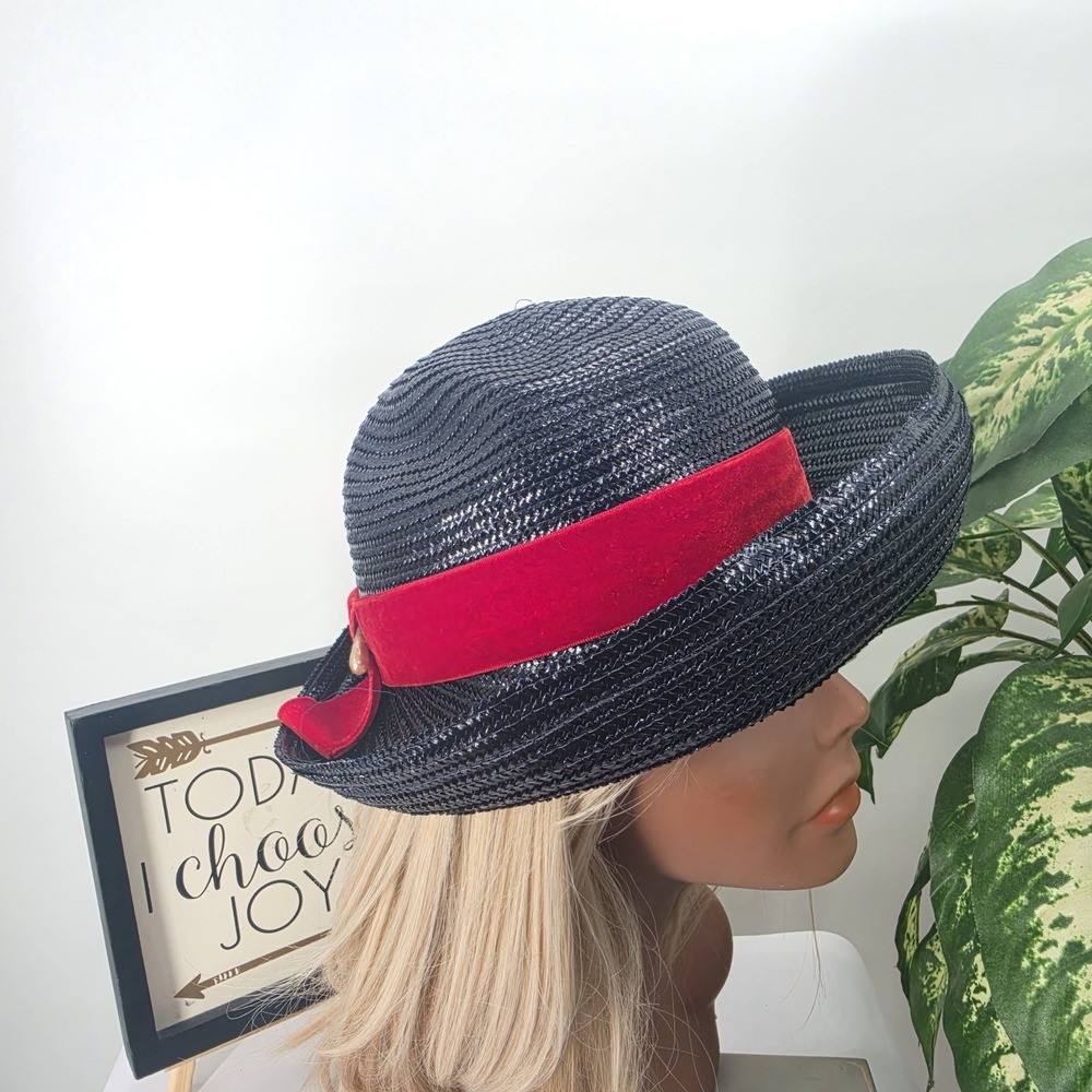 Vintage A Mr Frank Original Woven Straw Cloche Hat Cottagecore Church Velvet Pin
